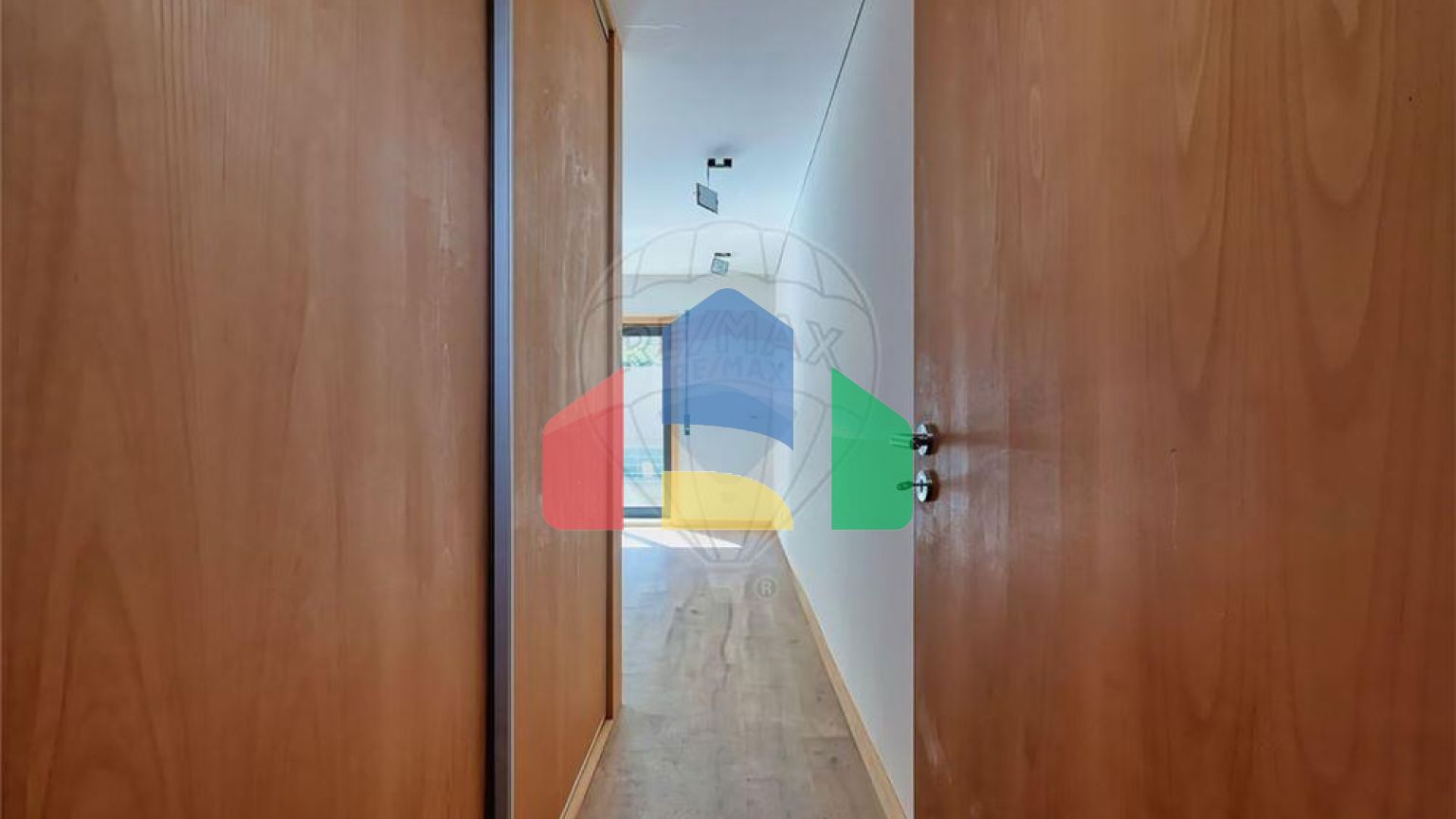 Residential - Single Family Home - T3 - Mafamude e Vilar do Paraíso, Vila Nova de Gaia - PT