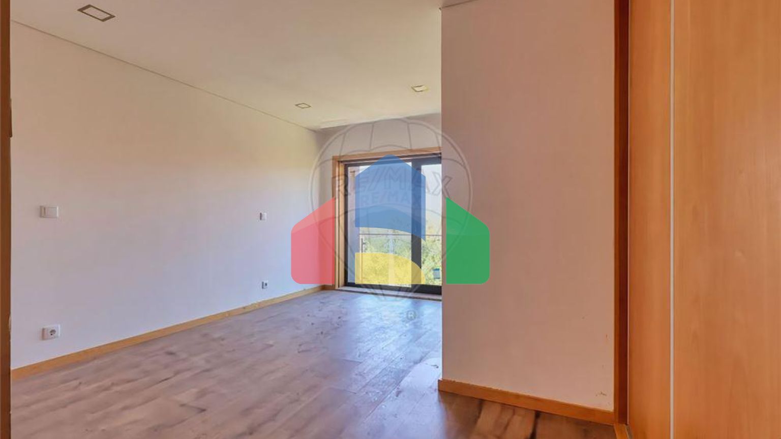 Residential - Single Family Home - T3 - Mafamude e Vilar do Paraíso, Vila Nova de Gaia - PT