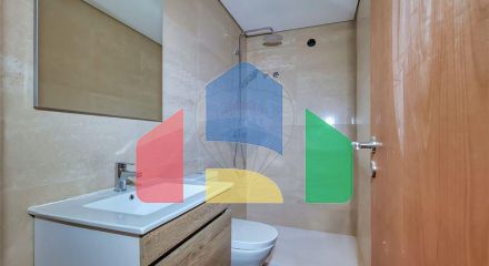 Residential - Single Family Home - T3 - Mafamude e Vilar do Paraíso, Vila Nova de Gaia - PT