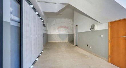 Residential - Single Family Home - T3 - Mafamude e Vilar do Paraíso, Vila Nova de Gaia - PT