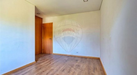 Residential - Single Family Home - T3 - Mafamude e Vilar do Paraíso, Vila Nova de Gaia - PT