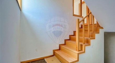Residential - Single Family Home - T3 - Mafamude e Vilar do Paraíso, Vila Nova de Gaia - PT
