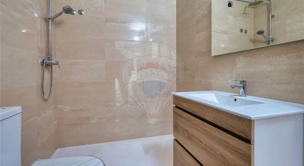Residential - Single Family Home - T3 - Mafamude e Vilar do Paraíso, Vila Nova de Gaia - PT