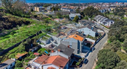 Residential - Single Family Home - T3 - Mafamude e Vilar do Paraíso, Vila Nova de Gaia - PT