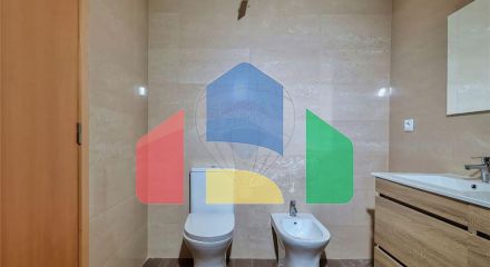 Residential - Single Family Home - T3 - Mafamude e Vilar do Paraíso, Vila Nova de Gaia - PT