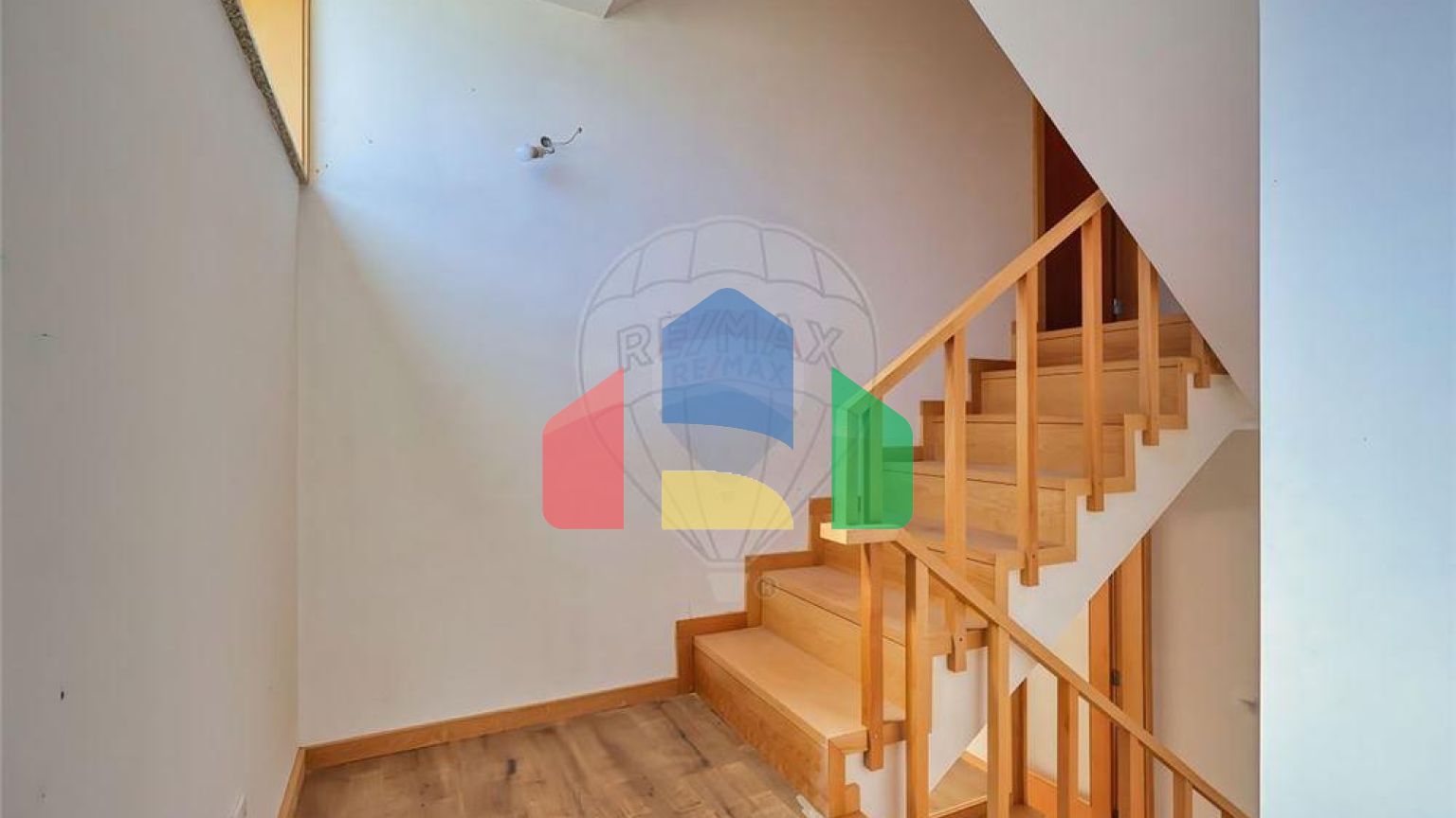 Residential - Single Family Home - T3 - Mafamude e Vilar do Paraíso, Vila Nova de Gaia - PT