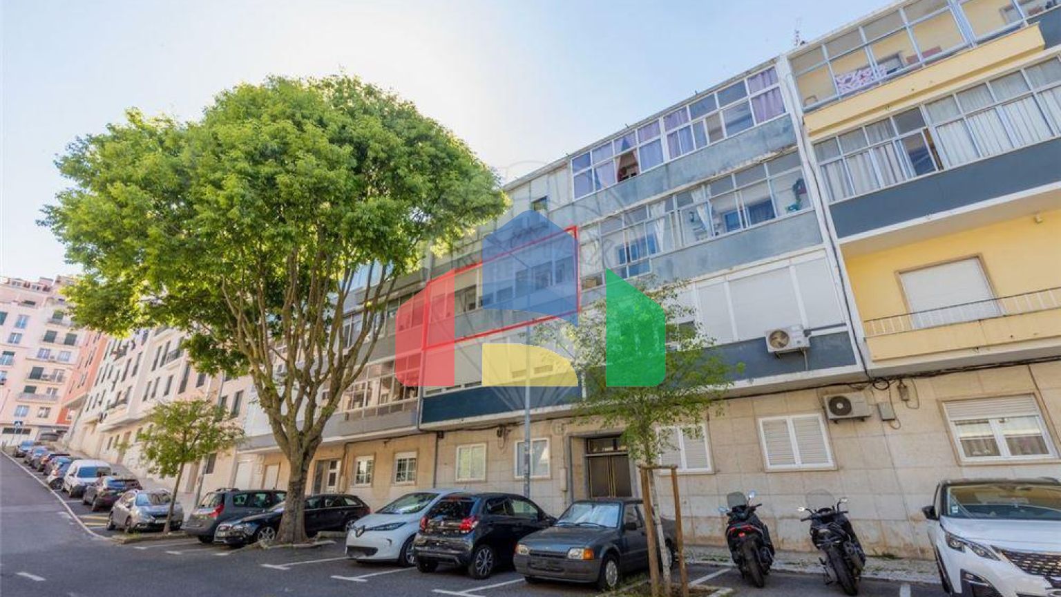 Residential - Condo/Apartment - T2 - Águas Livres, Amadora - PT