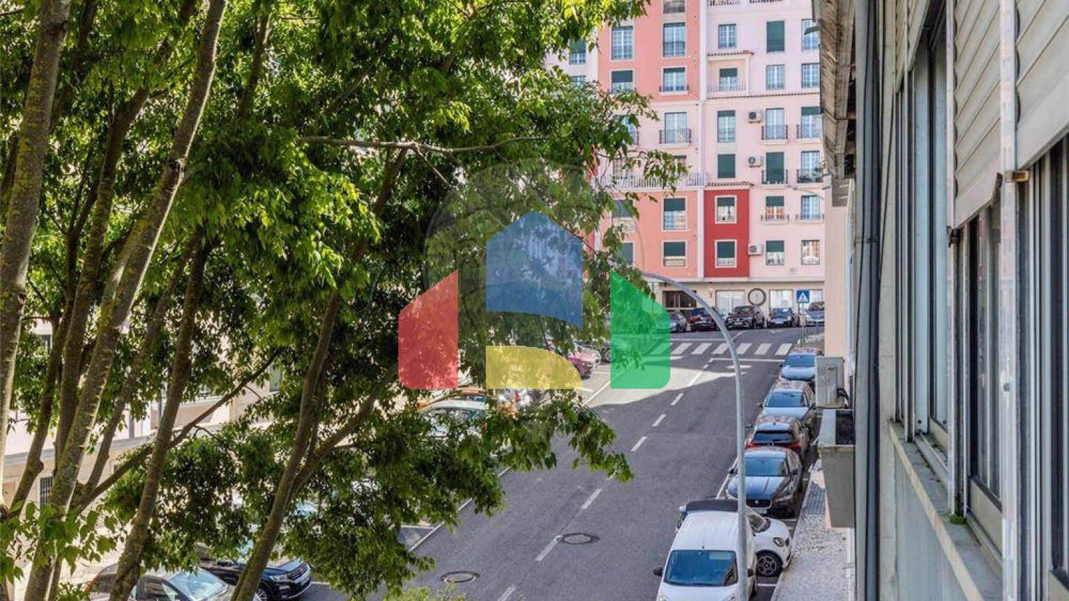 Residential - Condo/Apartment - T2 - Águas Livres, Amadora - PT