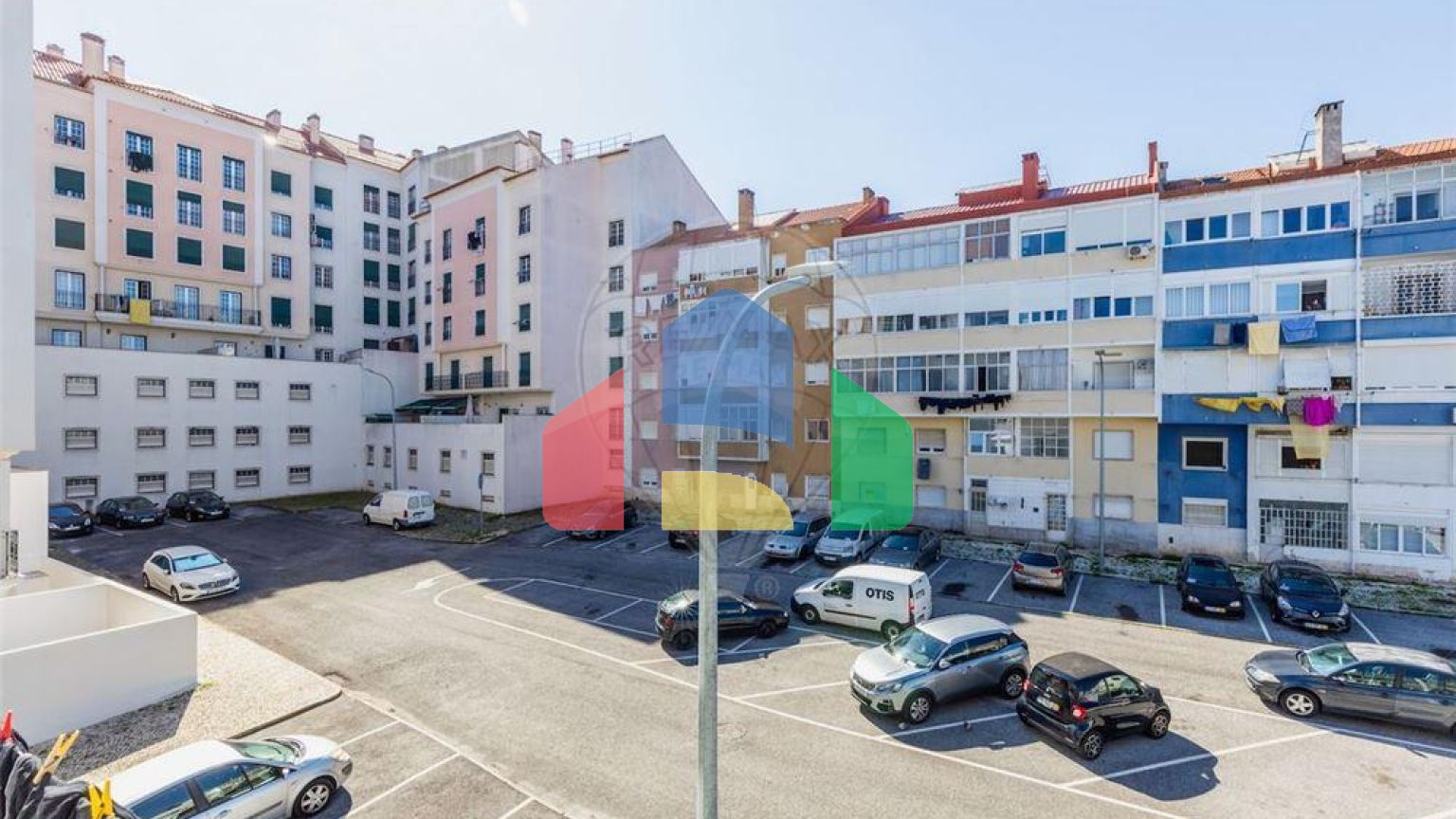 Residential - Condo/Apartment - T2 - Águas Livres, Amadora - PT