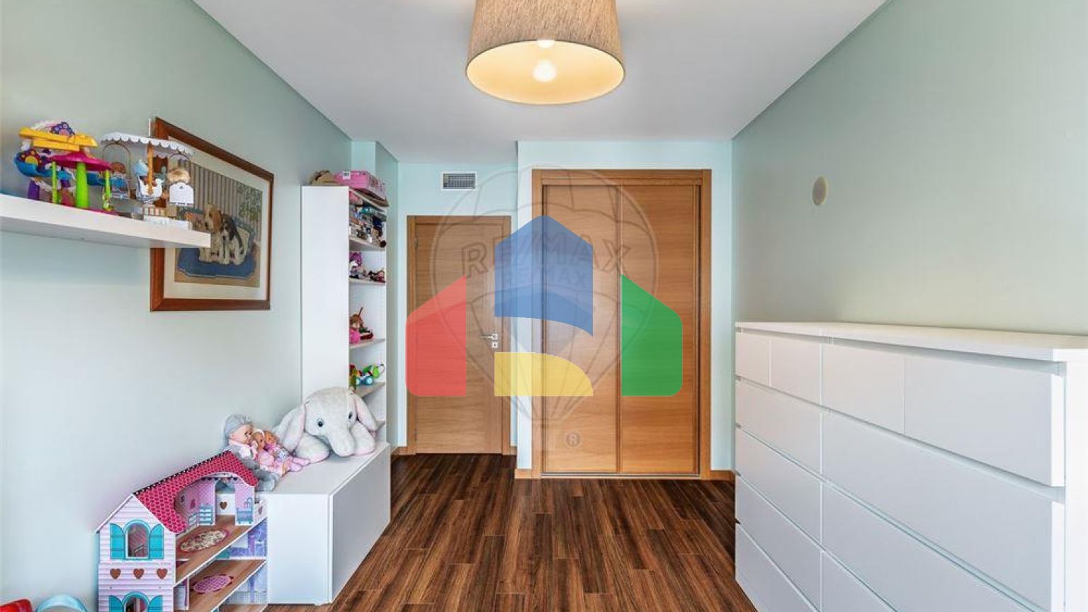 Residential - Condo/Apartment - T2 - Águas Livres, Amadora - PT