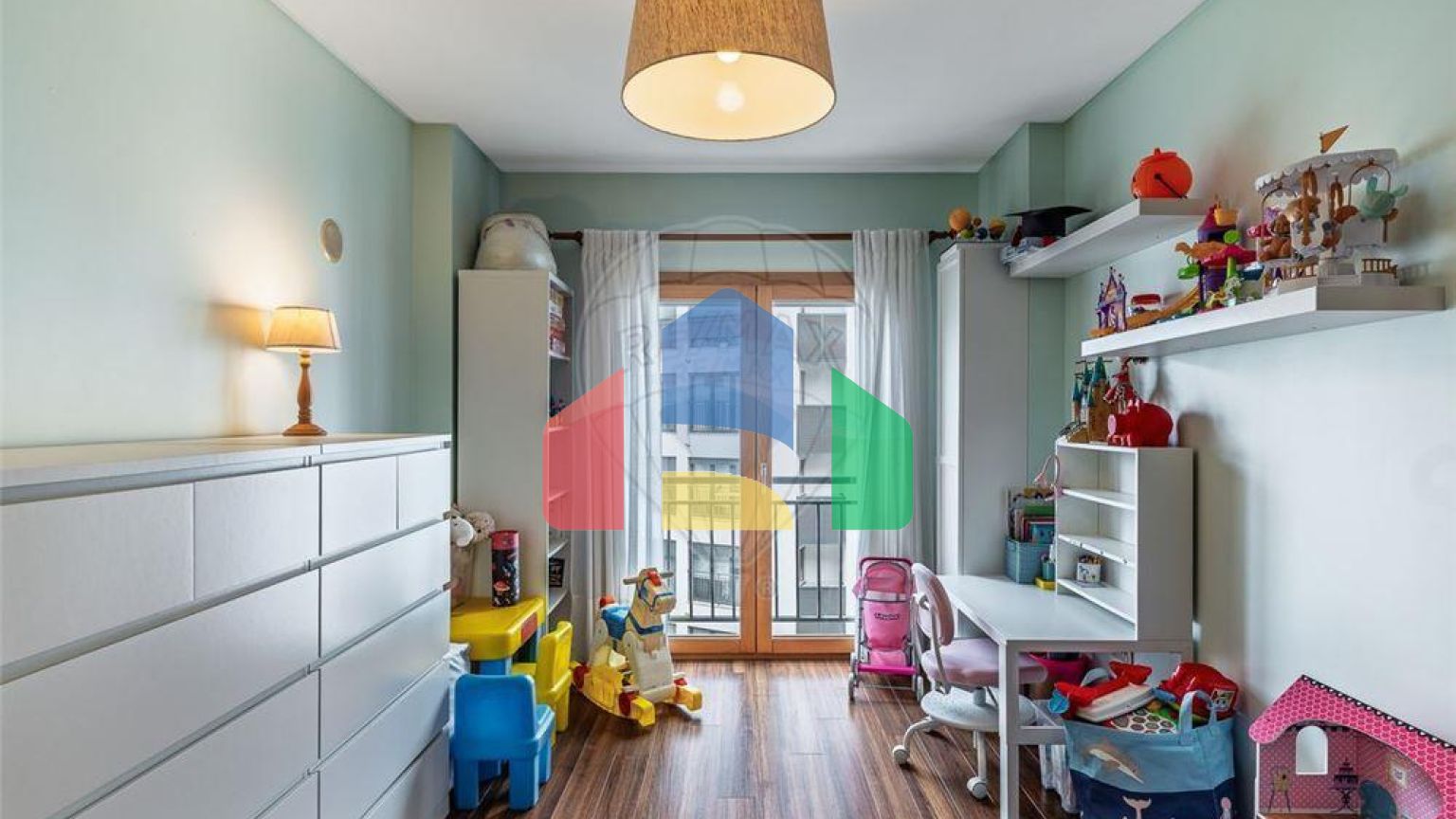 Residential - Condo/Apartment - T2 - Águas Livres, Amadora - PT