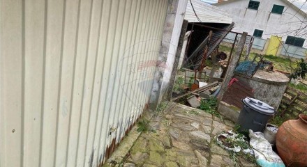 Residential - Single Family Home - T3 - São Miguel do Rio Torto e Rossio ao Sul do Tejo, Abrantes - PT