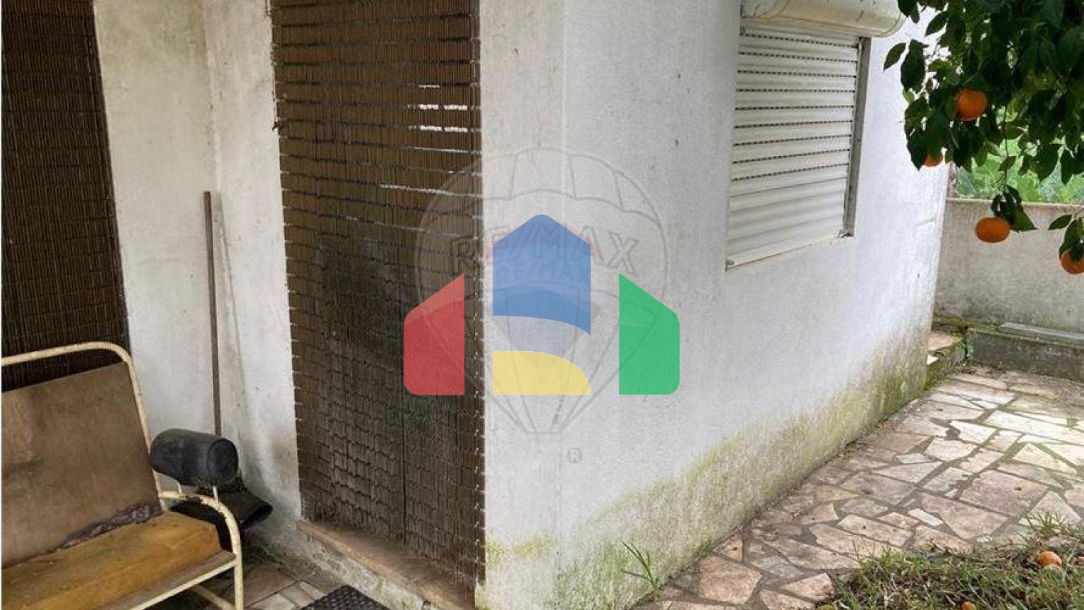 Residential - Single Family Home - T3 - São Miguel do Rio Torto e Rossio ao Sul do Tejo, Abrantes - PT