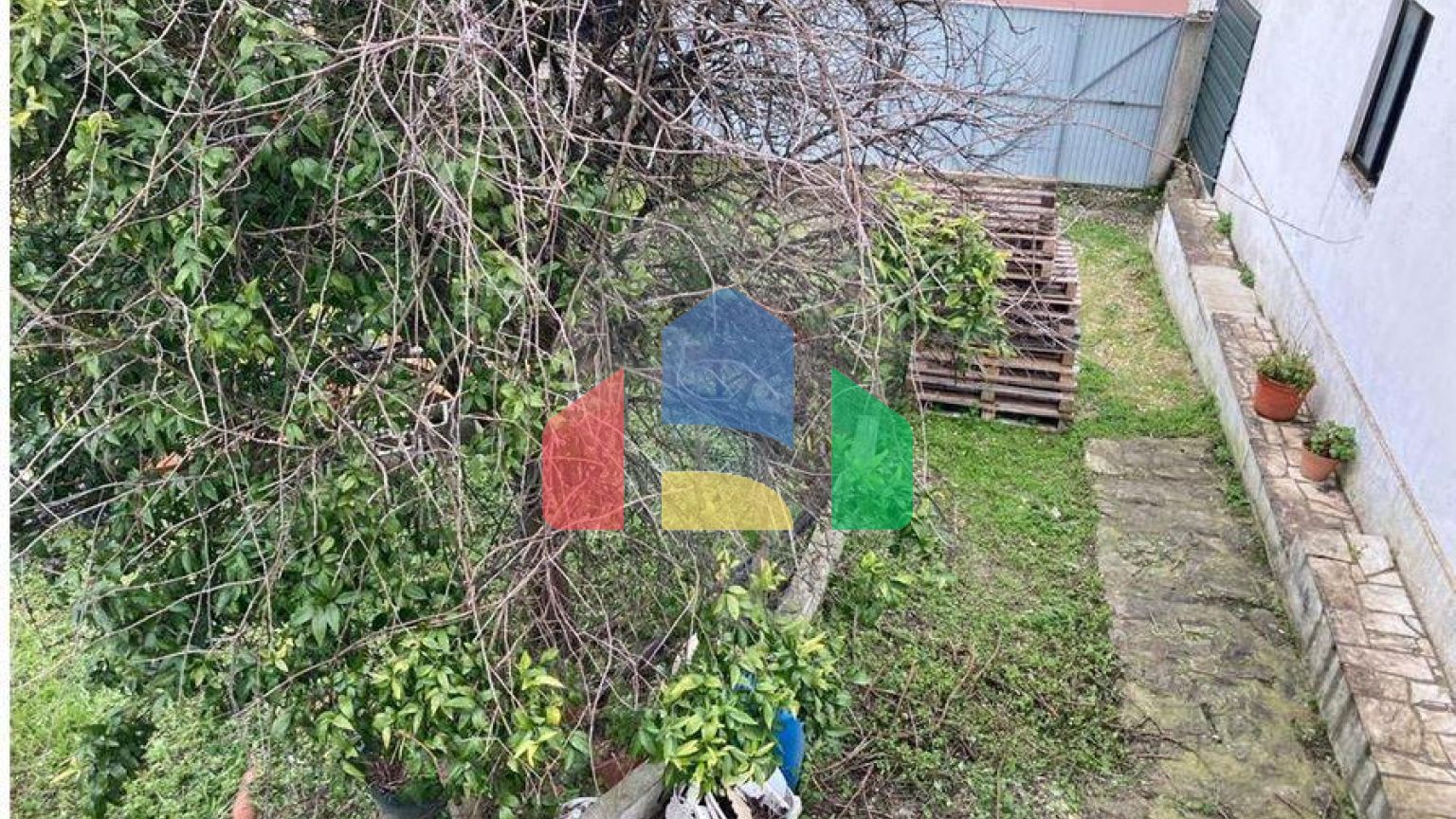 Residential - Single Family Home - T3 - São Miguel do Rio Torto e Rossio ao Sul do Tejo, Abrantes - PT