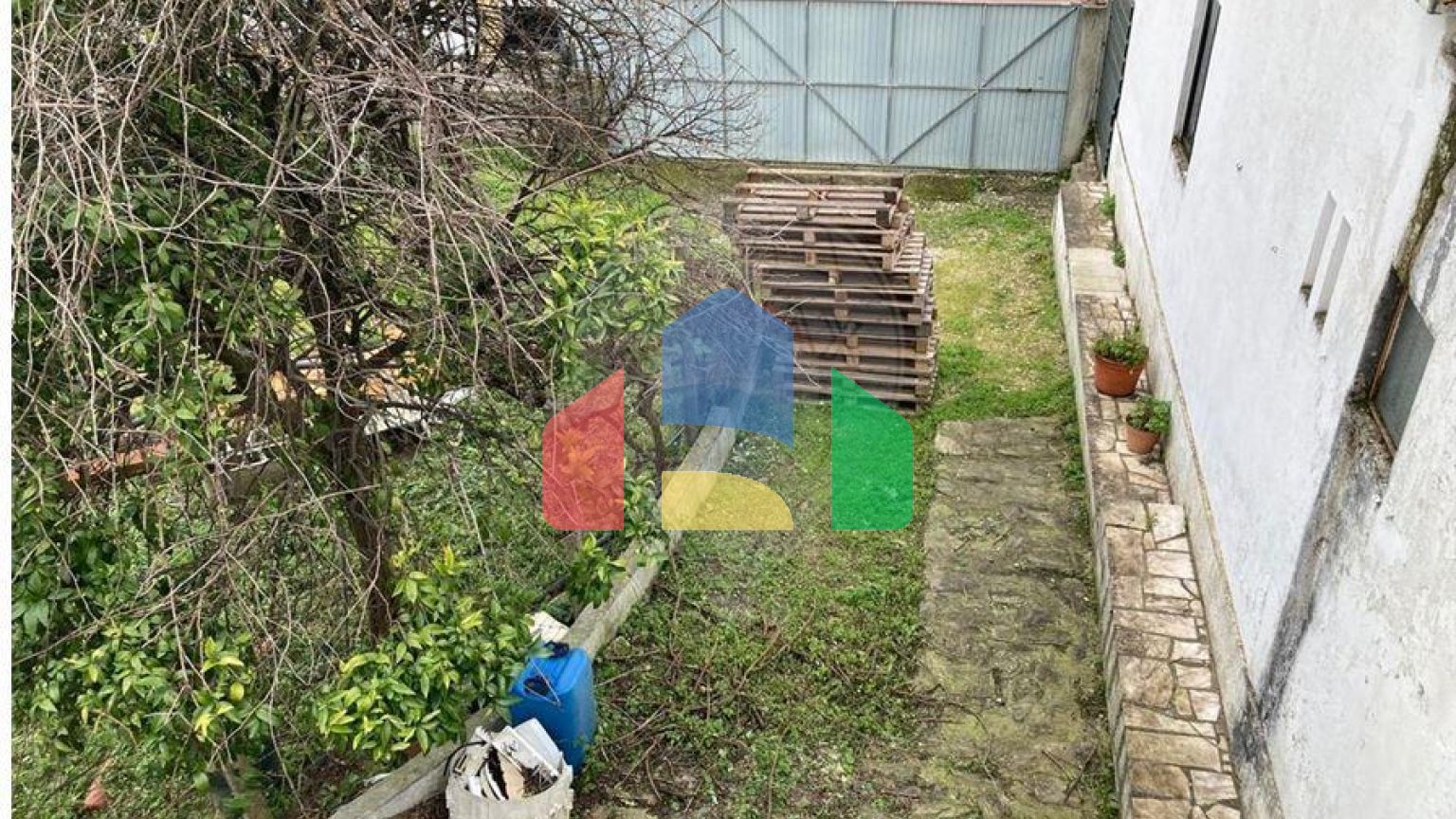 Residential - Single Family Home - T3 - São Miguel do Rio Torto e Rossio ao Sul do Tejo, Abrantes - PT