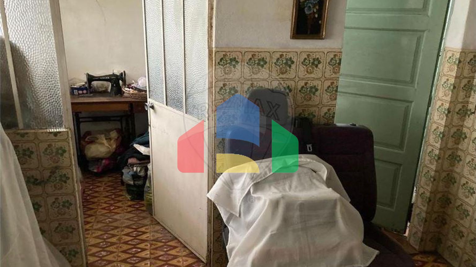 Residential - Single Family Home - T3 - São Miguel do Rio Torto e Rossio ao Sul do Tejo, Abrantes - PT