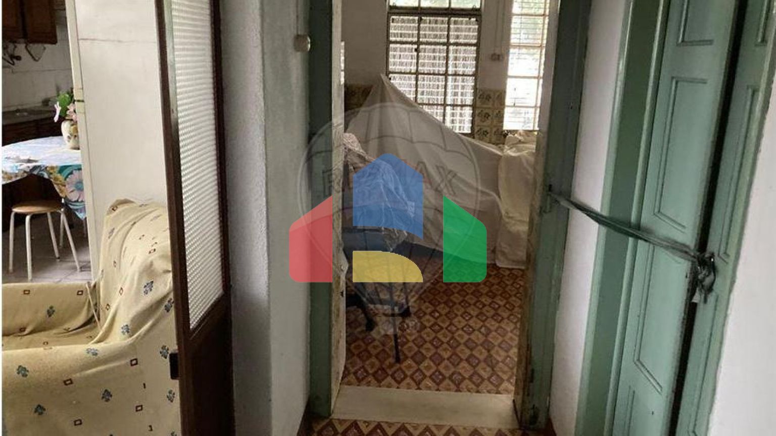 Residential - Single Family Home - T3 - São Miguel do Rio Torto e Rossio ao Sul do Tejo, Abrantes - PT