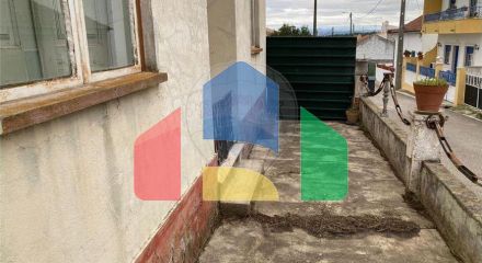 Residential - Single Family Home - T3 - São Miguel do Rio Torto e Rossio ao Sul do Tejo, Abrantes - PT