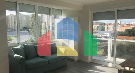 Residential - Condo/Apartment - T2 - Parque das Nações, Lisbon - PT