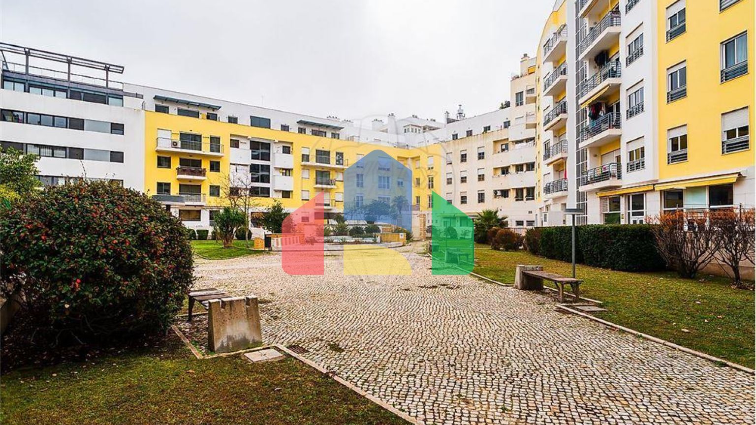 Residential - Condo/Apartment - T1 - Parque das Nações, Lisbon - PT