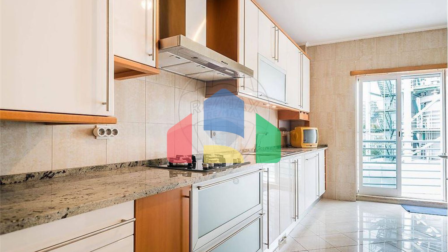 Residential - Condo/Apartment - T1 - Parque das Nações, Lisbon - PT