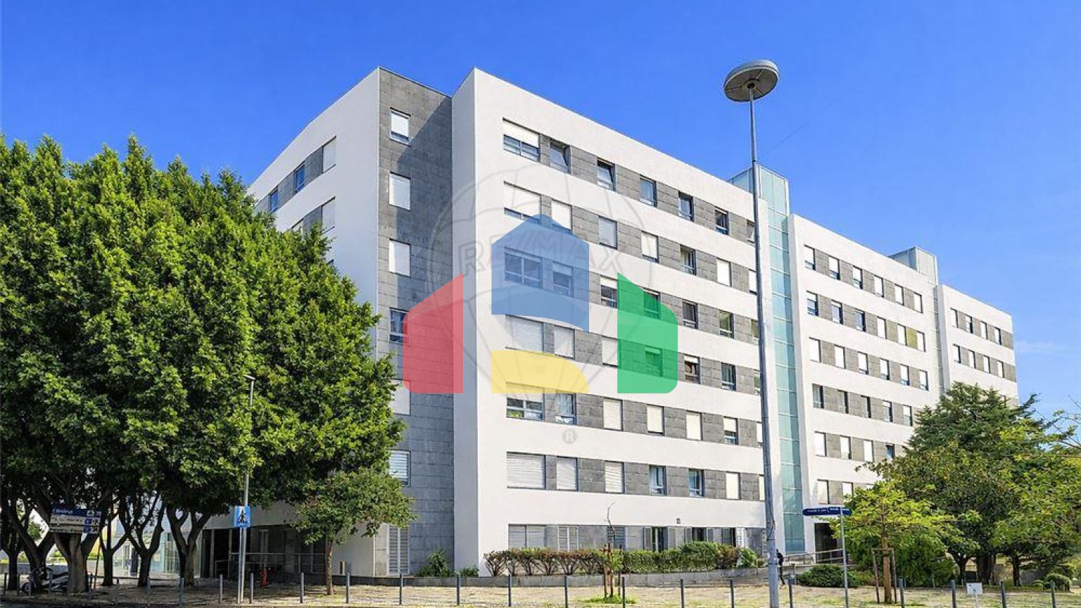 Residential - Condo/Apartment - T2 - Parque das Nações, Lisbon - PT