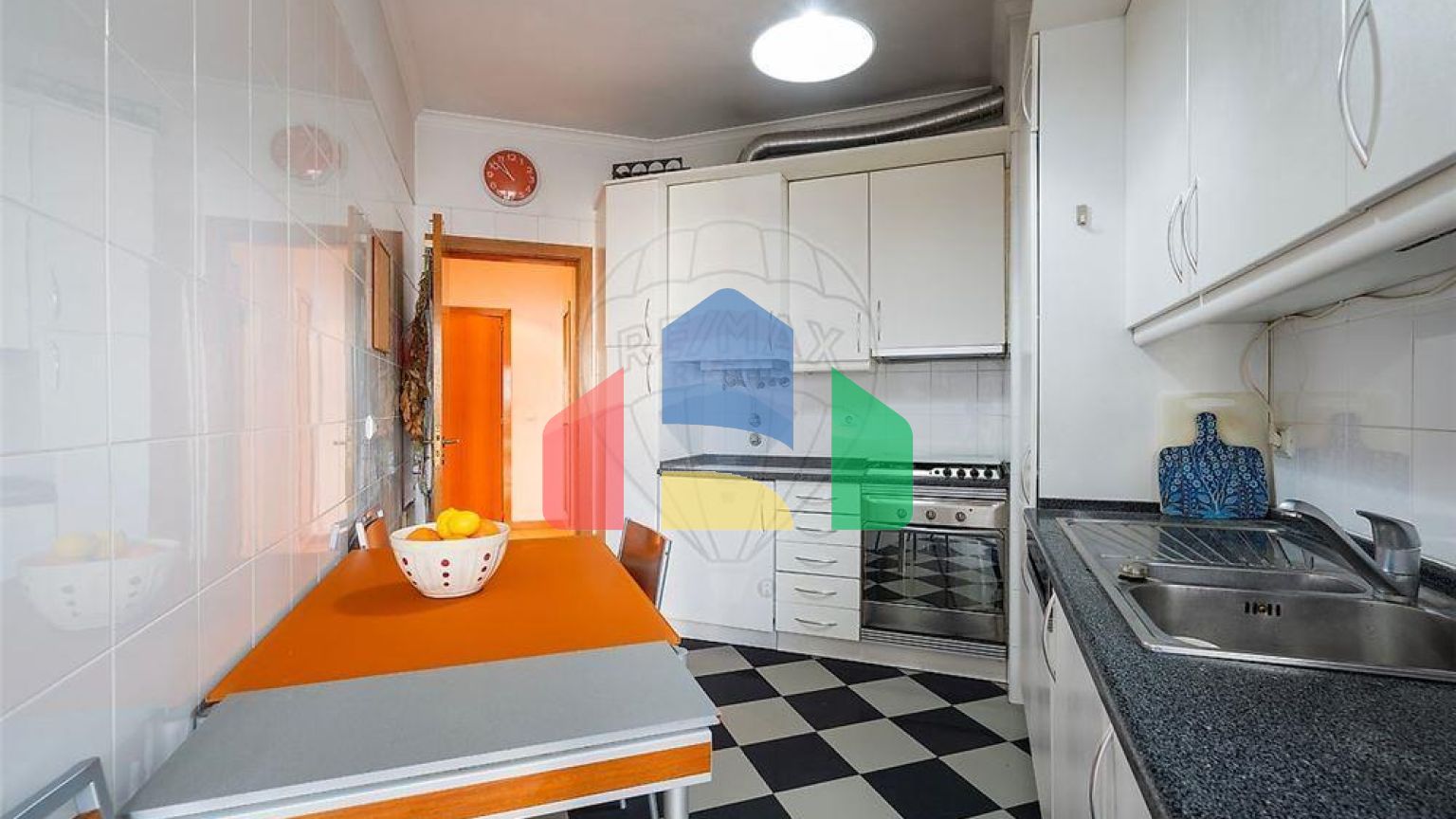 Residential - Condo/Apartment - T2 - Parque das Nações, Lisbon - PT