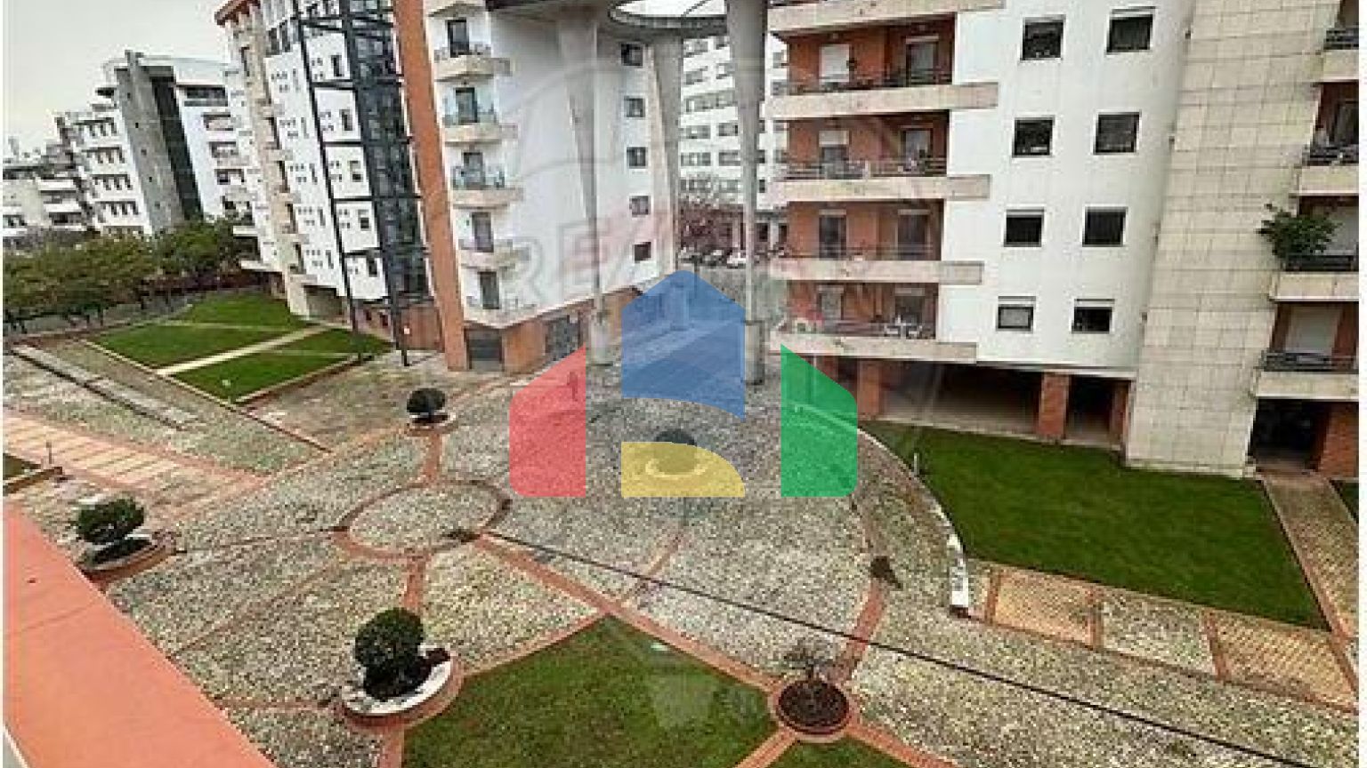 Residential - Condo/Apartment - T3 - Parque das Nações, Lisbon - PT