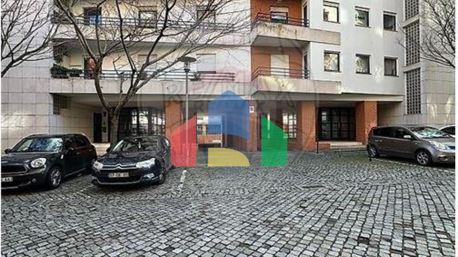 Residential - Condo/Apartment - T3 - Parque das Nações, Lisbon - PT