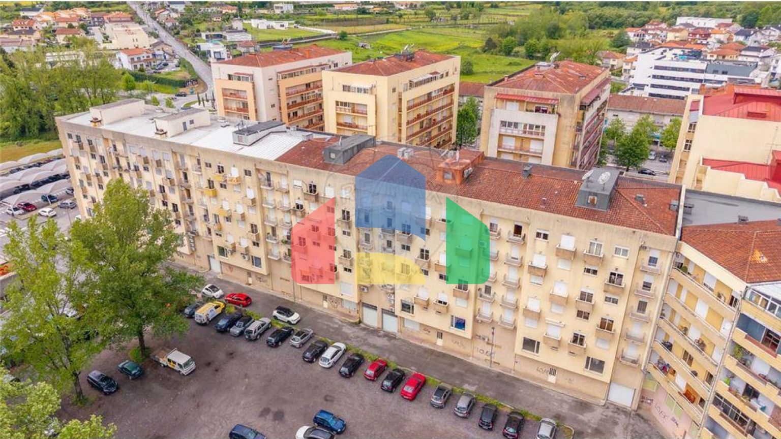 Residential - Condo/Apartment - T3 - Póvoa de Lanhoso (Nossa Senhora do Amparo), Povoa de Lanhoso - PT