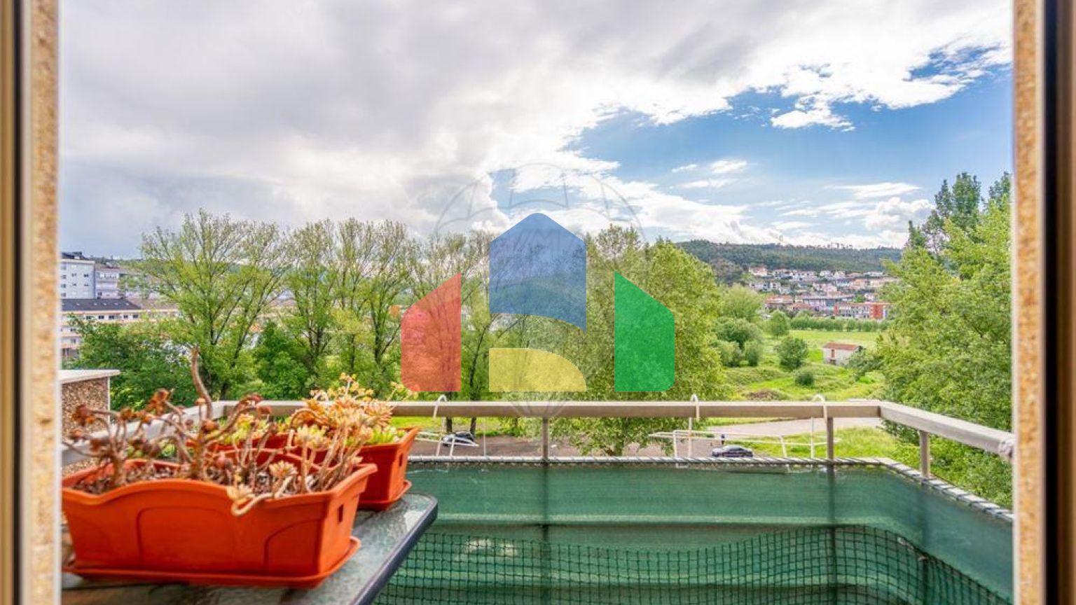 Residential - Condo/Apartment - T3 - Póvoa de Lanhoso (Nossa Senhora do Amparo), Povoa de Lanhoso - PT