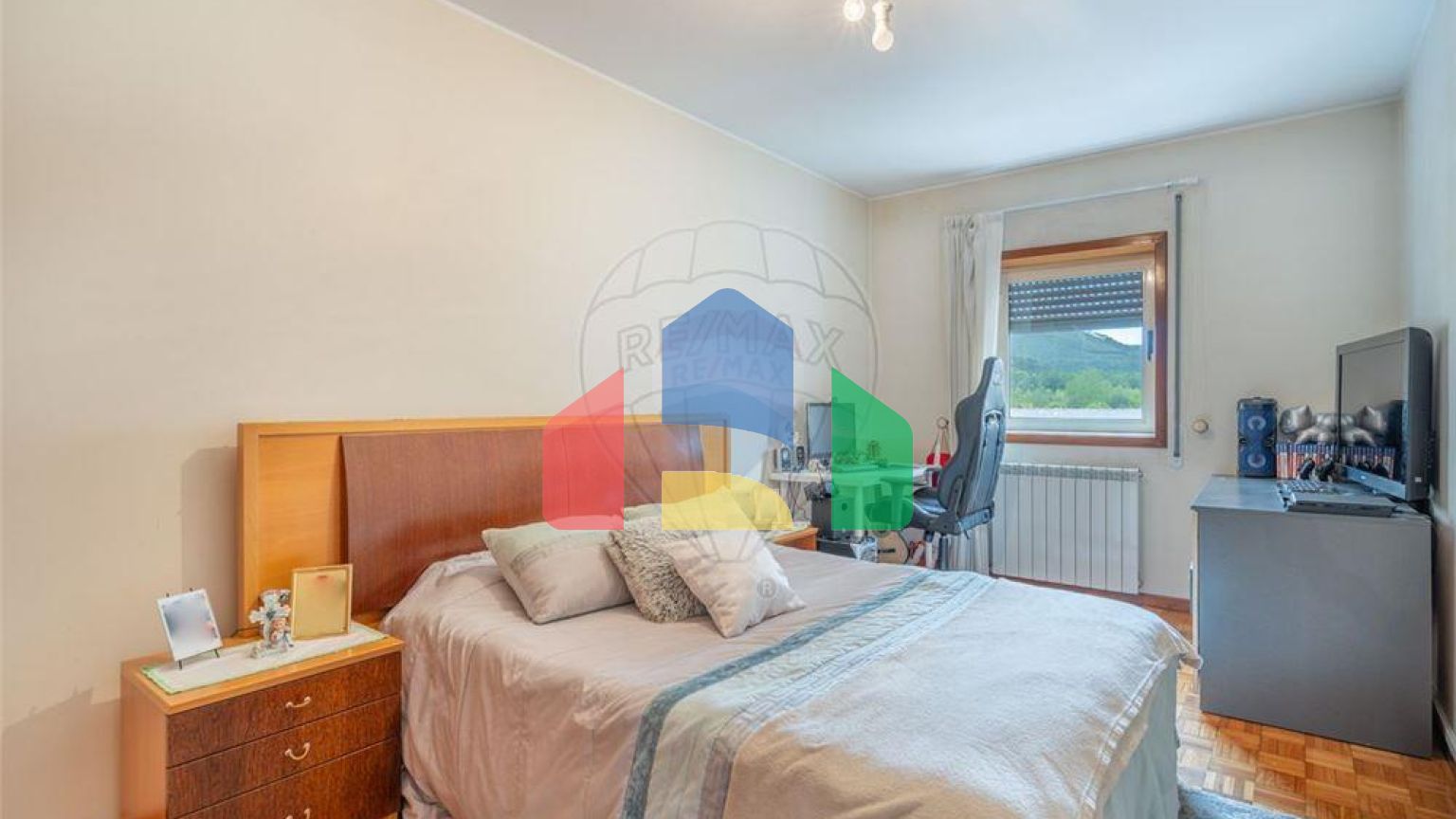 Residential - Condo/Apartment - T3 - Póvoa de Lanhoso (Nossa Senhora do Amparo), Povoa de Lanhoso - PT