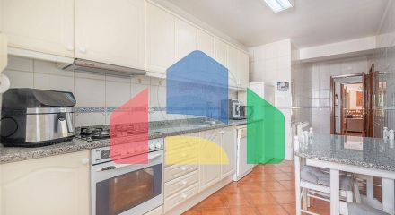 Residential - Condo/Apartment - T3 - Póvoa de Lanhoso (Nossa Senhora do Amparo), Povoa de Lanhoso - PT