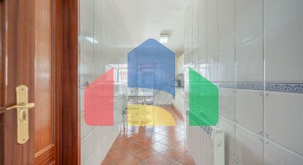 Residential - Condo/Apartment - T3 - Póvoa de Lanhoso (Nossa Senhora do Amparo), Povoa de Lanhoso - PT