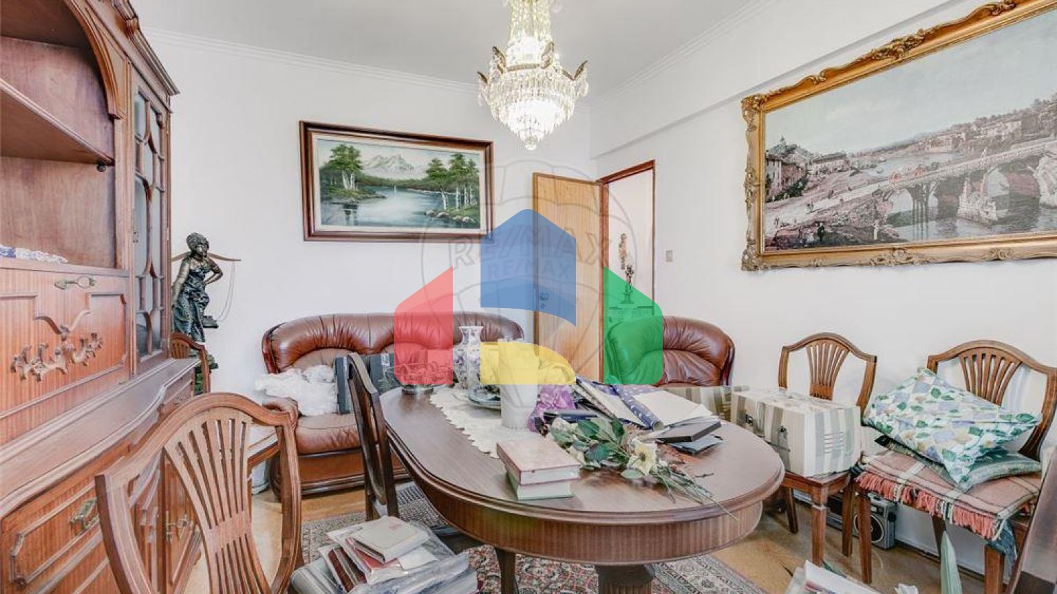 Residential - Condo/Apartment - T2 - Mina de Água, Amadora - PT