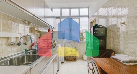 Residential - Condo/Apartment - T2 - Mina de Água, Amadora - PT