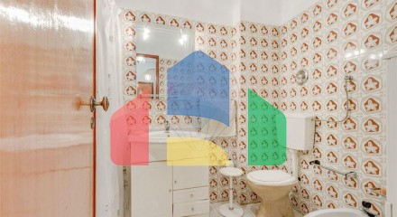 Residential - Condo/Apartment - T2 - Mina de Água, Amadora - PT