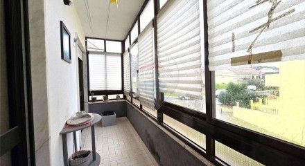 Residential - Condo/Apartment - T2 - Mina de Água, Amadora - PT