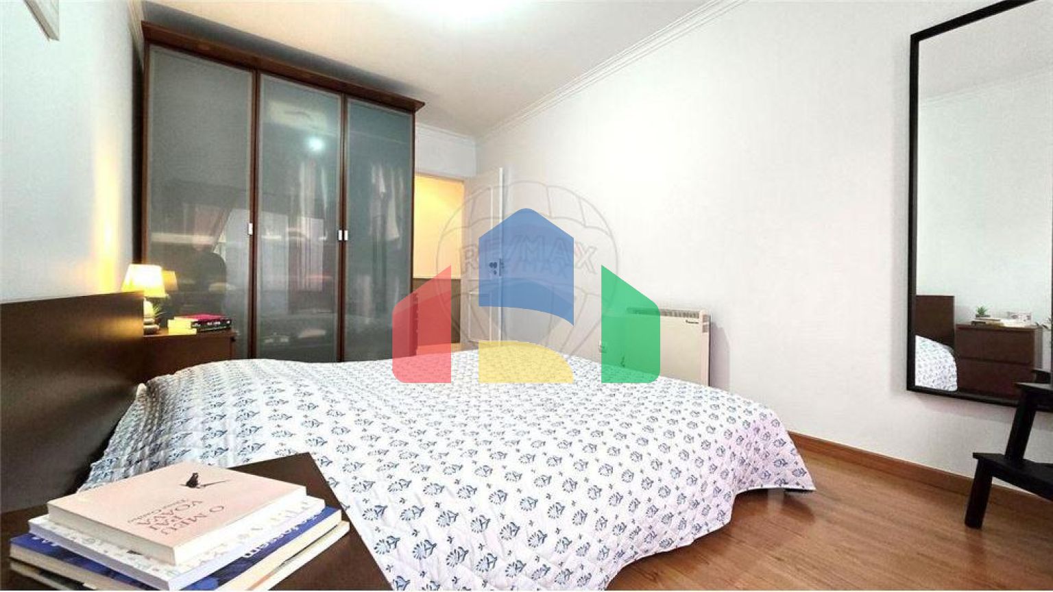 Residential - Condo/Apartment - T2 - Mina de Água, Amadora - PT