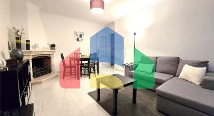 Residential - Condo/Apartment - T2 - Mina de Água, Amadora - PT