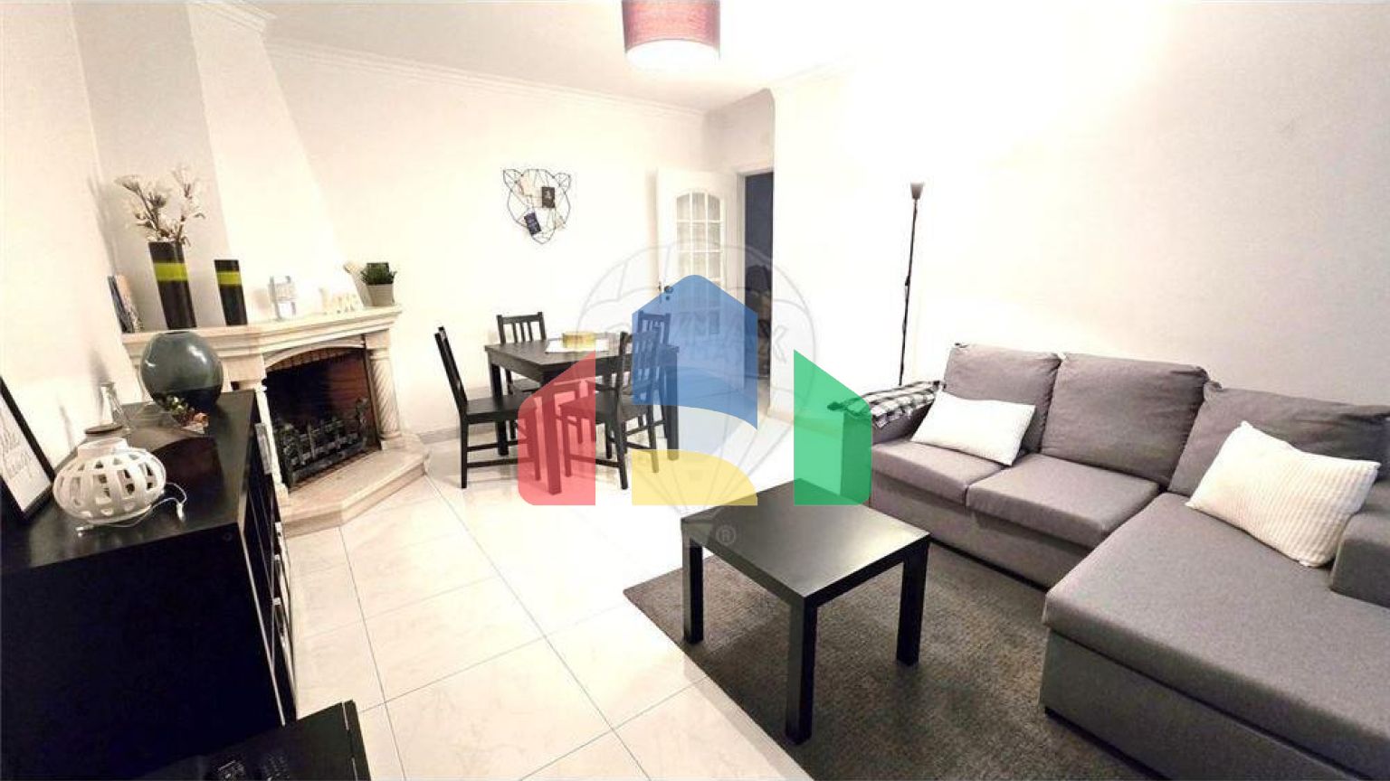Residential - Condo/Apartment - T2 - Mina de Água, Amadora - PT