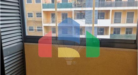 Residential - Condo/Apartment - T3 - Mina de Água, Amadora - PT