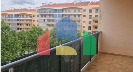 Residential - Condo/Apartment - T3 - Mina de Água, Amadora - PT