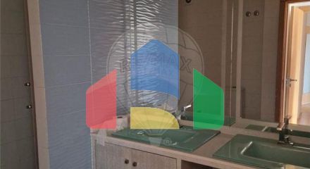 Residential - Condo/Apartment - T3 - Mina de Água, Amadora - PT