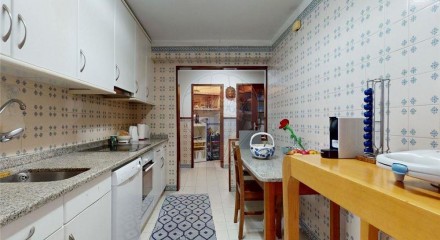 Residential - Condo/Apartment - T4 - Bonfim, Oporto - PT