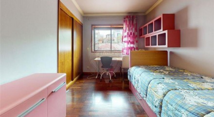 Residential - Condo/Apartment - T4 - Bonfim, Oporto - PT