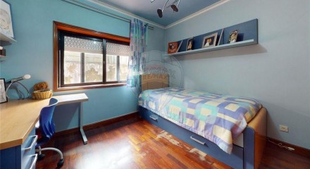 Residential - Condo/Apartment - T4 - Bonfim, Oporto - PT