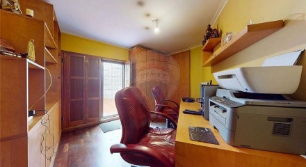 Residential - Condo/Apartment - T4 - Bonfim, Oporto - PT