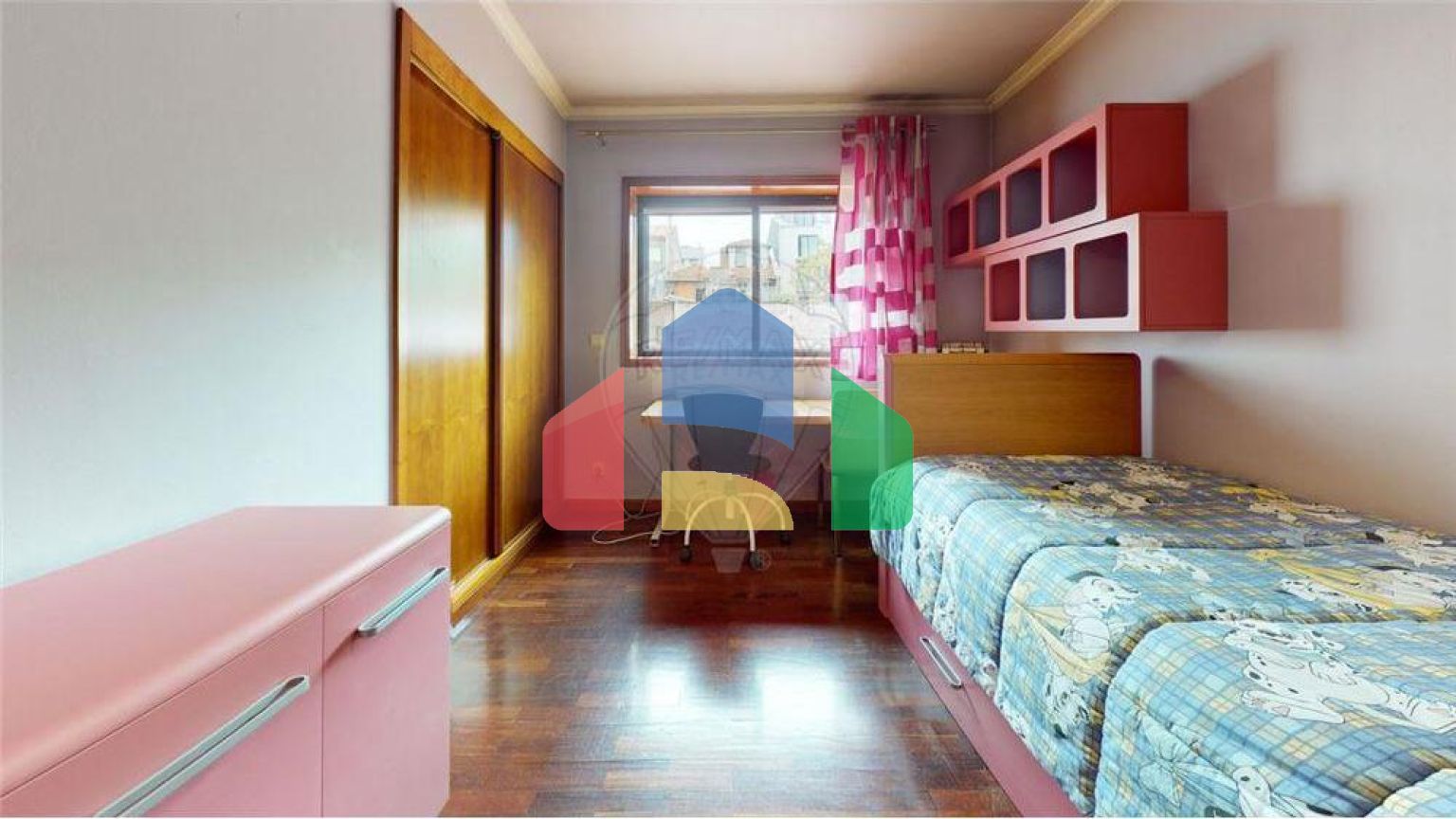 Residential - Condo/Apartment - T4 - Bonfim, Oporto - PT