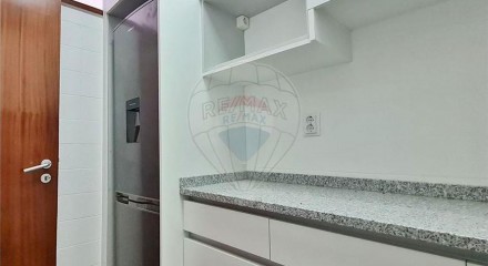 Residential - Condo/Apartment - T1 - Bonfim, Oporto - PT